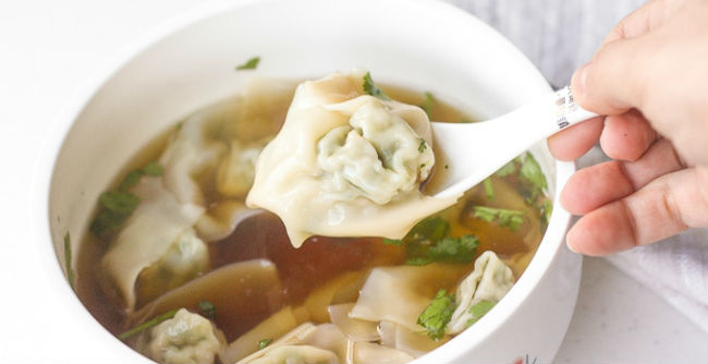 Sopa de wonton