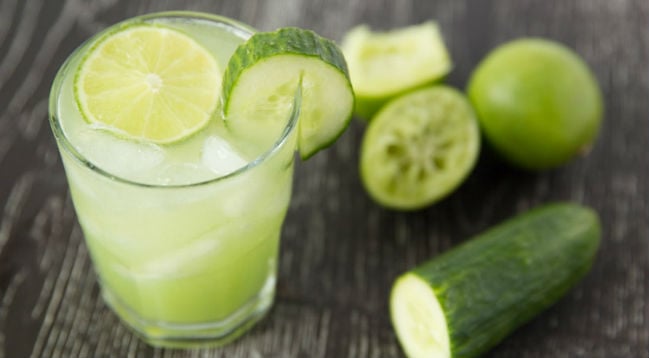 Suco de pepino com limão