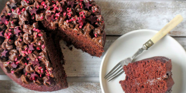 Bolo de beterraba vegano