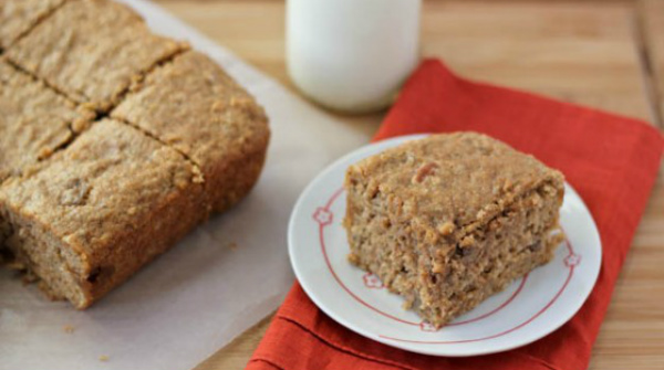 Bolo de nozes vegano