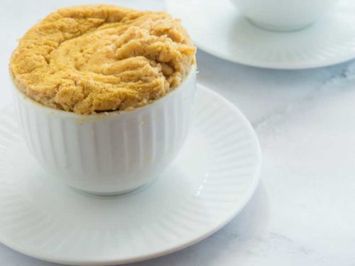 Bolinho salgado de micro-ondas