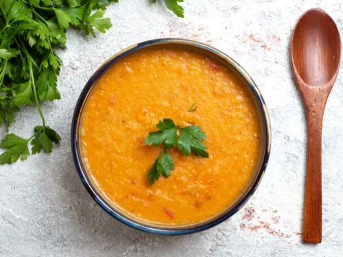 Sopa de cenoura com gengibre