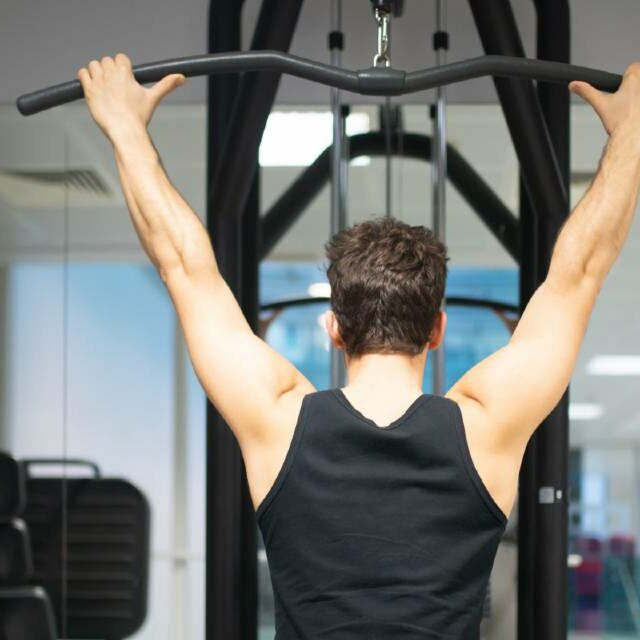 7 Exercícios Para Treino De Costas Em Casa Mundoboaforma 8899