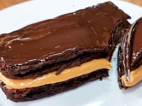 Bolo de chocolate recheado