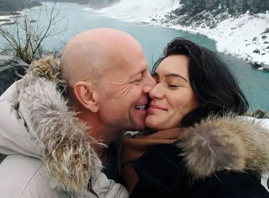 Bruce Willis e esposa